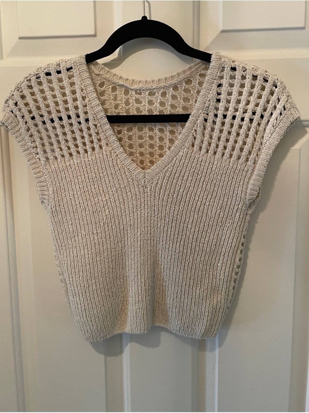 Open-Knit V-Neck Sleeveless Sweater Top - Cream
